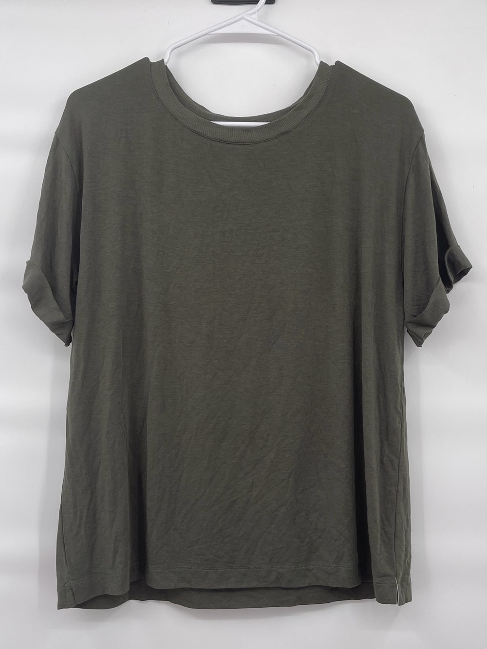 American Eagle nwot soft and sexy green crew neck cuffed short sleeve oversized